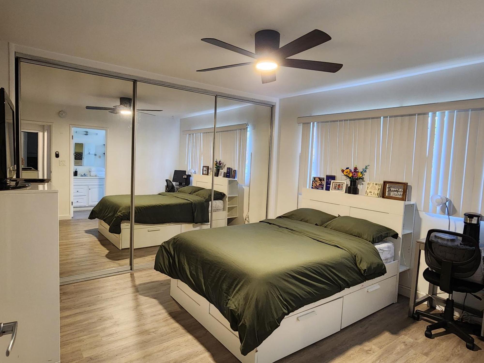Cozy Private & Bath Central Location La Privatunterkunft Los Angeles